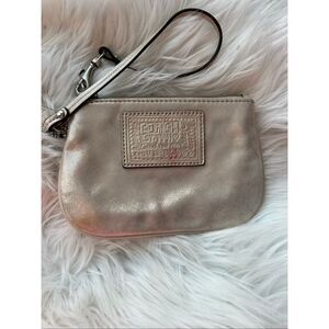 Coach Poppy Pearl Gold Metallic Wristlet Y2K